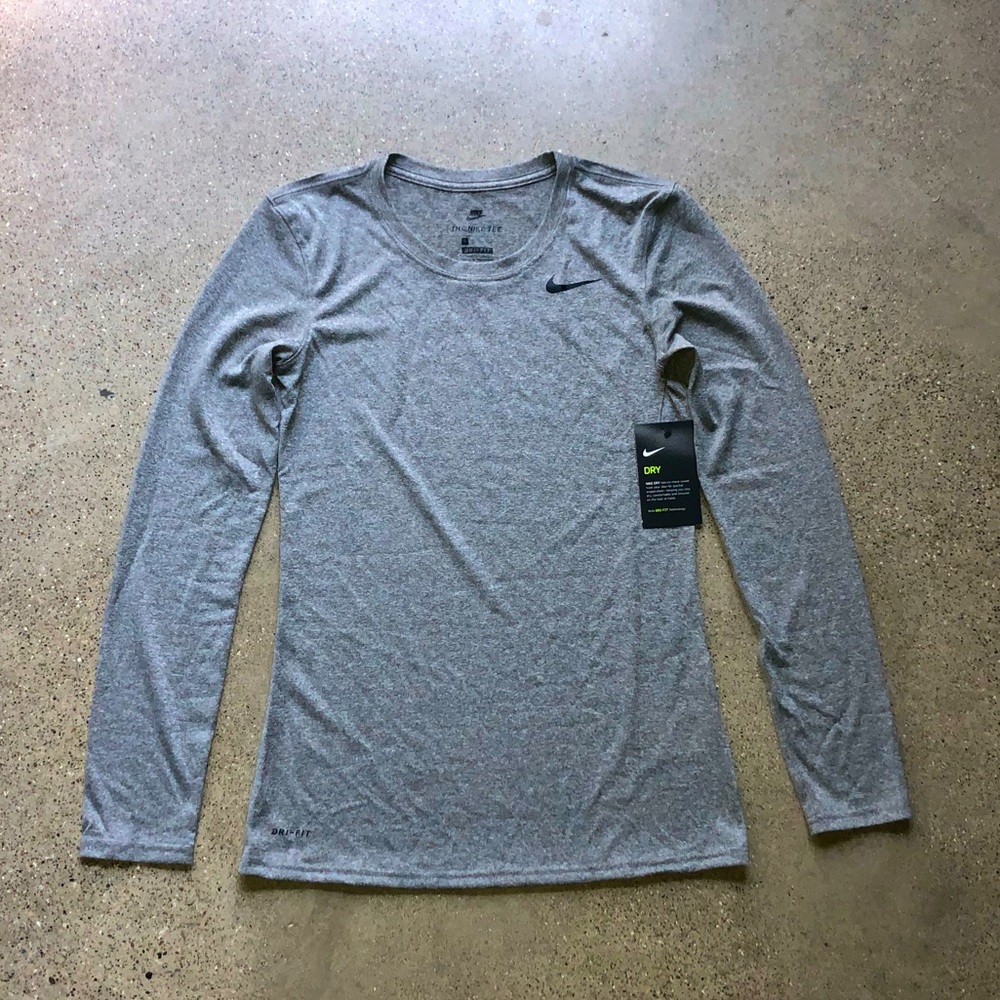 NWT Gray Nike Long Sleeve